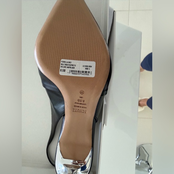 SCHUTZ Fiorella Black Leather Pump | Size 8.5 New in Box - Picture 7 of 9